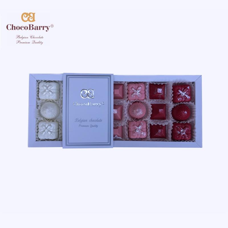 գունավոր շոկոլադե կոմպոզիցիաներ տուփով цветные шоколадные композиции в коробке color chocolate compositions in a box